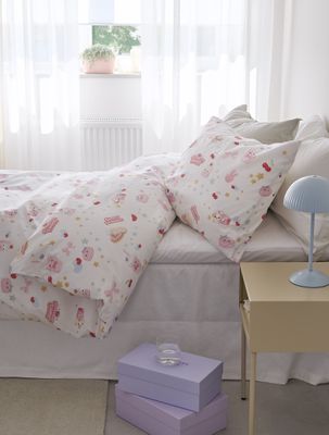 Borganäs Mönstrat Lovely Capybara bomullspåslakanset multi 150x210 cm 2 delar