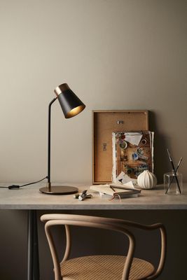 PR Home Luna skrivbordslampa Svart 60 cm