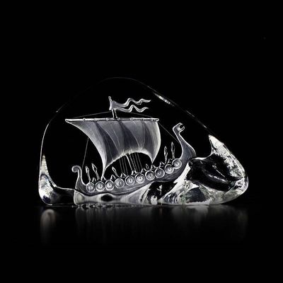 Målerås Vikingaskepp i Kristall, Stort