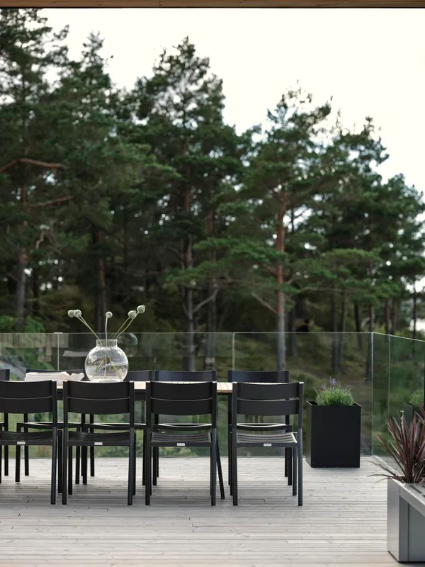 Brafab Naos matbord 100x220-320 cm svart/teak