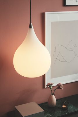 Halo Design DROPS Pendant Pendellampa Opalic, alu Ø38 cm