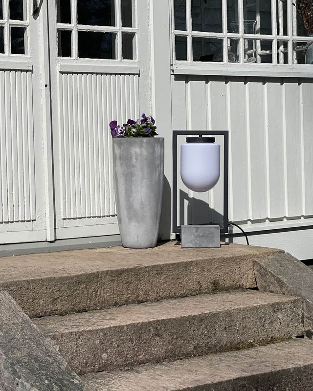 By Rydéns Stanley bordslampa sandsvart 52 cm