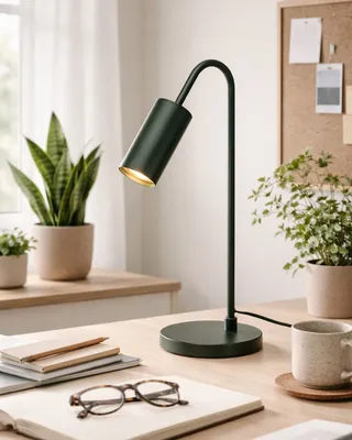 By Rydéns Curve bordslampa H51 cm grön