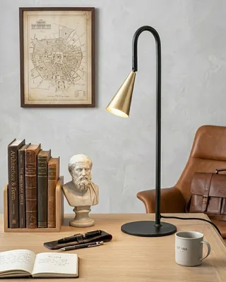 By Rydéns Spline bordslampa H55 cm mässing