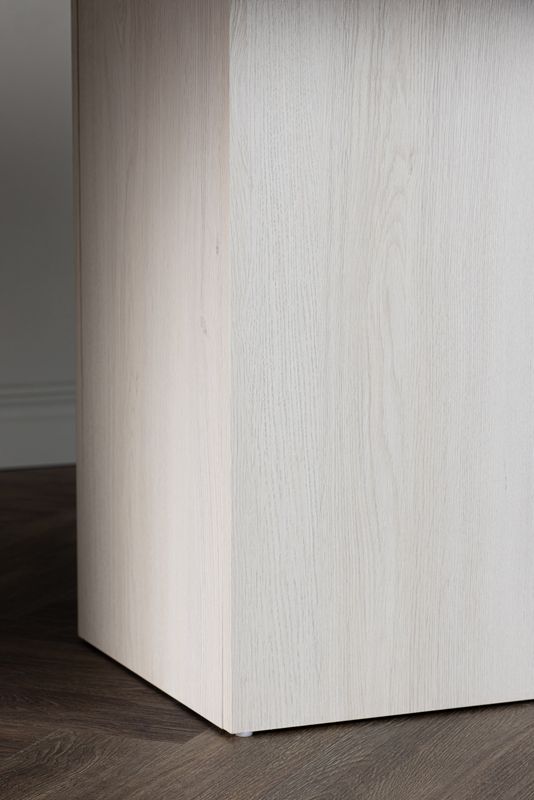 Venture Home Olga Matbord