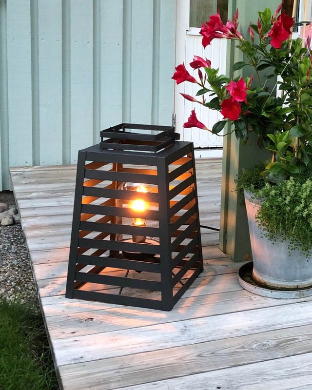 By Rydéns Yankton bord/golvlampa sandsvart