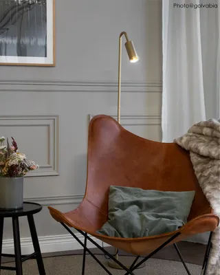 By Rydéns Curve golvlampa guld matt 146 cm