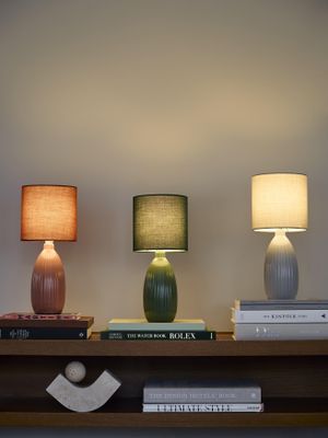 PR Home Uno bordslampa Grön 37 cm