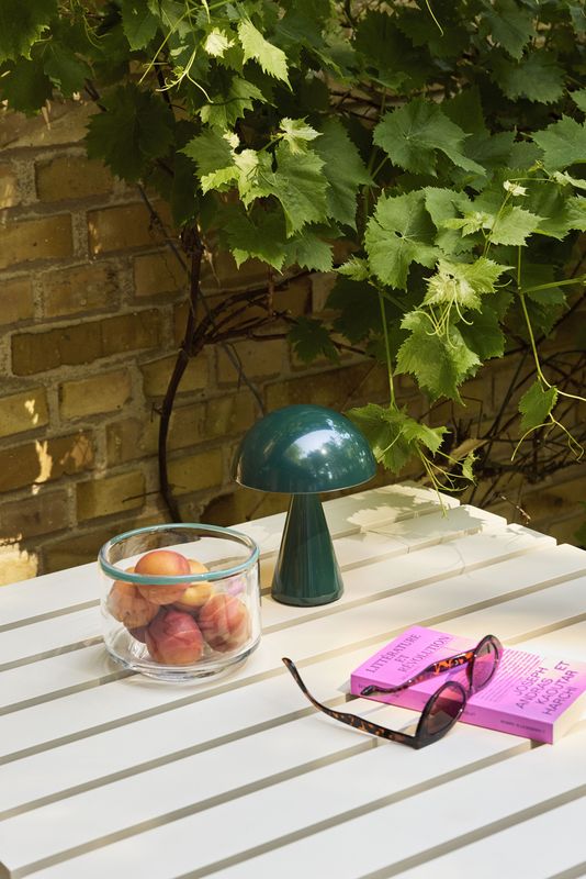 Hübsch Mush Bärbar bordslampa Mörkgrön