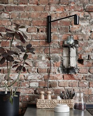 House Doctor Norm Vägglampa - Svart Antik