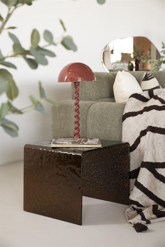 By Boo Bordslampa Luox - Korallröd