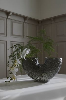AYTM Arura Vas Svart 34x19 cm