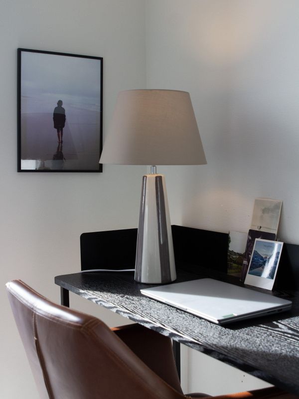 PR Home Leya bordslampa Nougat 54 cm