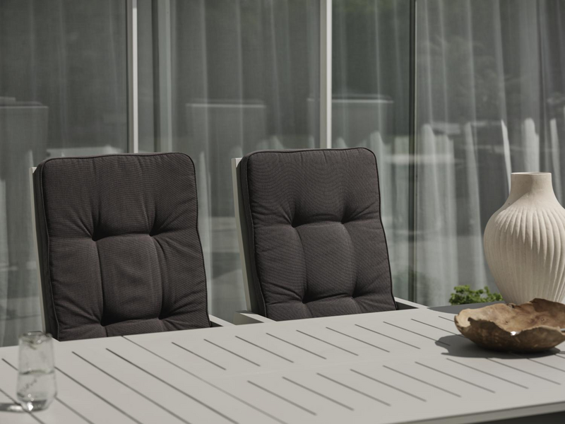 Brafab Lomma Förlängningsbart Matbord 100x194-312 cm Ljusgrå