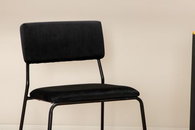 Venture Home Kenth & Pelle 6 st Matstolar Svart + Rektangulärt Matbord 190 x 90 Svart