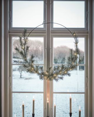 House Doctor Giant Krans Natur med LED-belysning