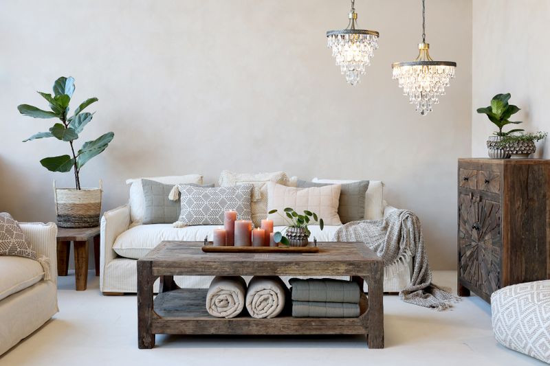 Chiq Antique Versailles Ljuskrona med droppformade glasprismor