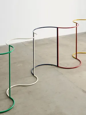 HAY Colour Rack s-shape klädhängare Dijon, 144,2x150 cm