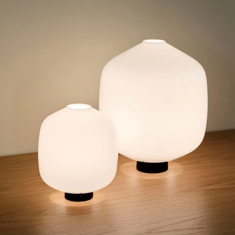 HAY Aspekt Buoy bordslampa Opal/Soft black, 30 cm
