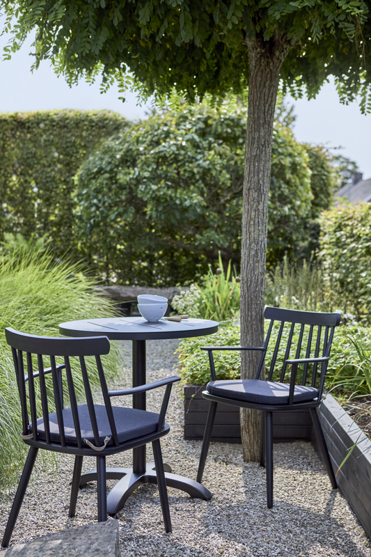 Brafab Avila Bordsskiva 70cm Svart