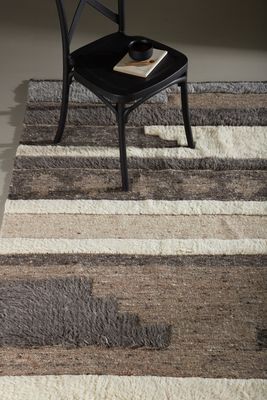 Venture Home Vincent Matta