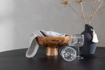 Venture Home Polar & Copenhagen 4 st Matstolar Svart + Runt Matbord ⌀115 Svart