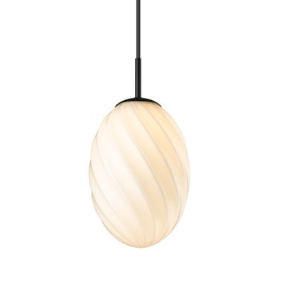 Halo Design Twist Pendant Pendellampa Opal, Svart Ø15 cm
