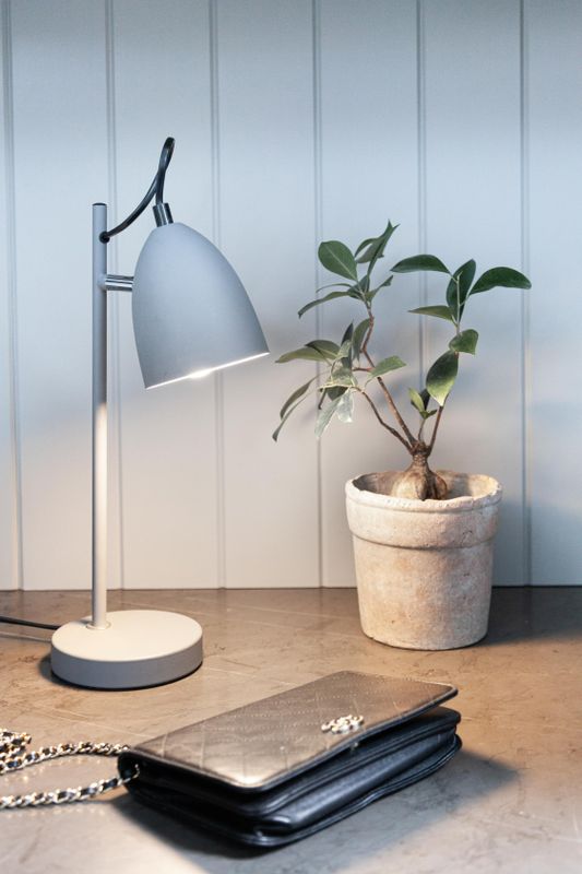 Halo Design Yep ! Bordslampa Grå 37 cm
