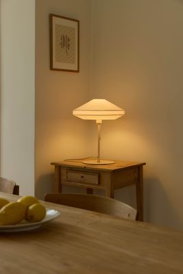 Halo Design Paris Table Bordslampa Creme 50 cm