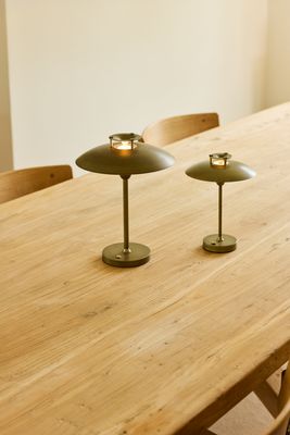 Halo Design Stepp Portable Bordslampa Antik mässing 23 cm
