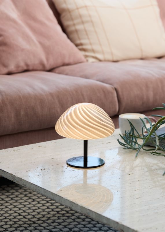 Halo Design Mini Mush Bordslampa Opalic, Svart 17 cm