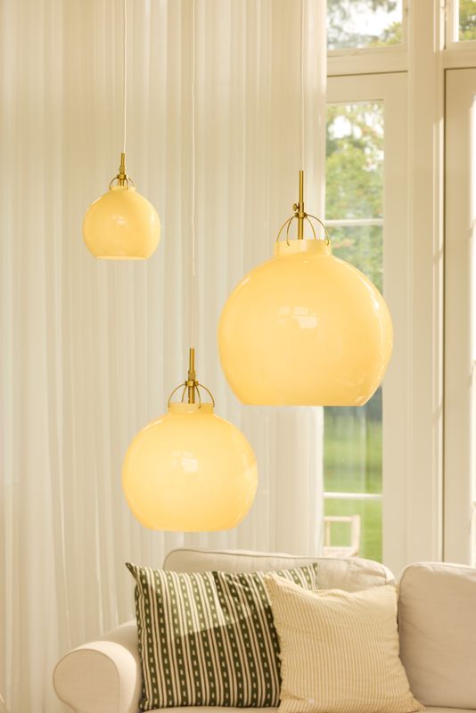 Halo Design Toscana Pendant Pendellampa Creme Ø18 cm