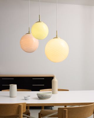 Halo Design Candy Ball Pendellampa Olive Ø20 cm
