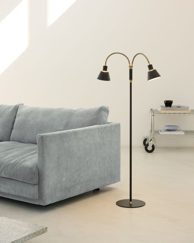 Halo Design Space LED Golvlampa Svart 123.5 cm