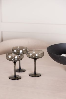 Venture Home Matgrupp Olivia med 4st matstolar Modesto