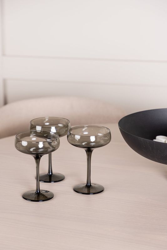 Venture Home Matgrupp Olivia med 4st matstolar Modesto