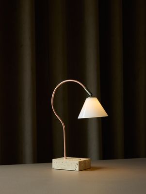 Halo Design Question Portable Portable Bordslampa Koppar, Opal 31 cm