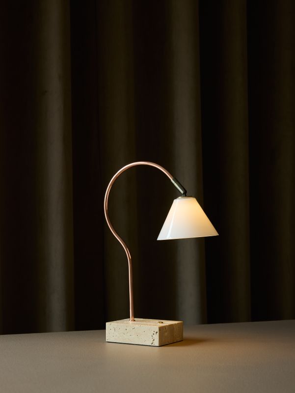 Halo Design Question Portable Portable Bordslampa Koppar, Opal 31 cm
