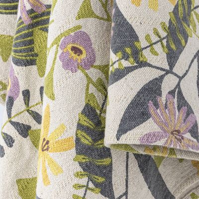 Bloomingville Camelie pläd flerfärgad 160x130 cm