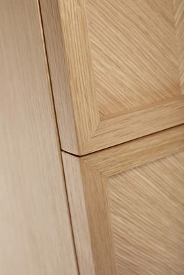 Hübsch Herringbone Sängbord Natur