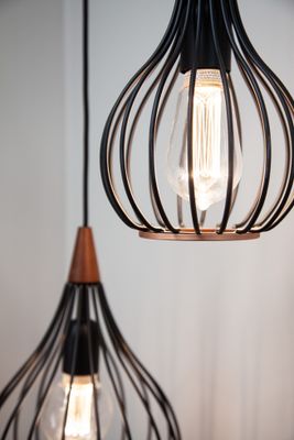 Halo Design DROPS Pendant Pendellampa Svart Ø17 cm