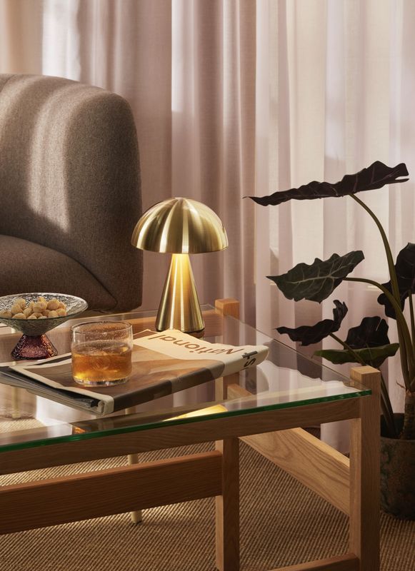 Hübsch Mush Portabel Lampa Mässing