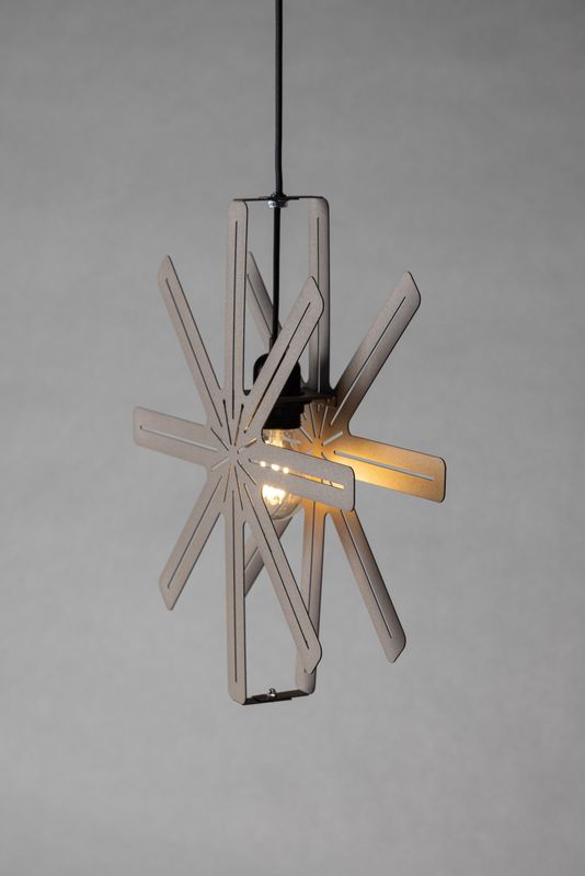 Venture Home Säfsen Adventsstjärna i brunt stål