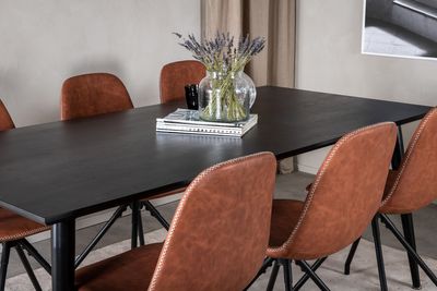 Venture Home Dipp & Polar Rektangulärt Matbord 180 x 90 Svart + 6 st Matstolar Brun