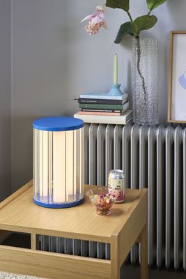 Hübsch Aru Bordslampa Blå