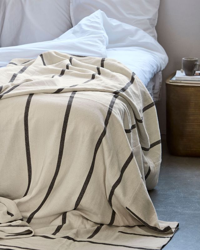 House Doctor Nula Överkast Mörkbrun