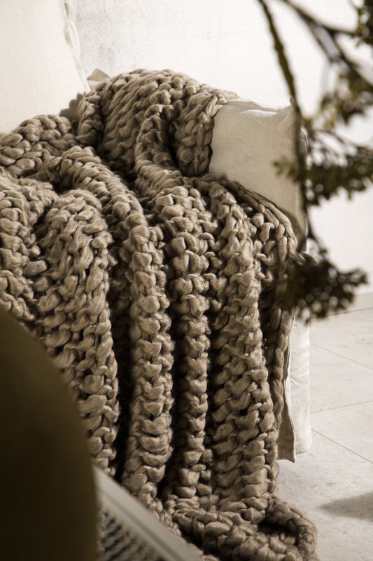 Venture Home Kate Pläd