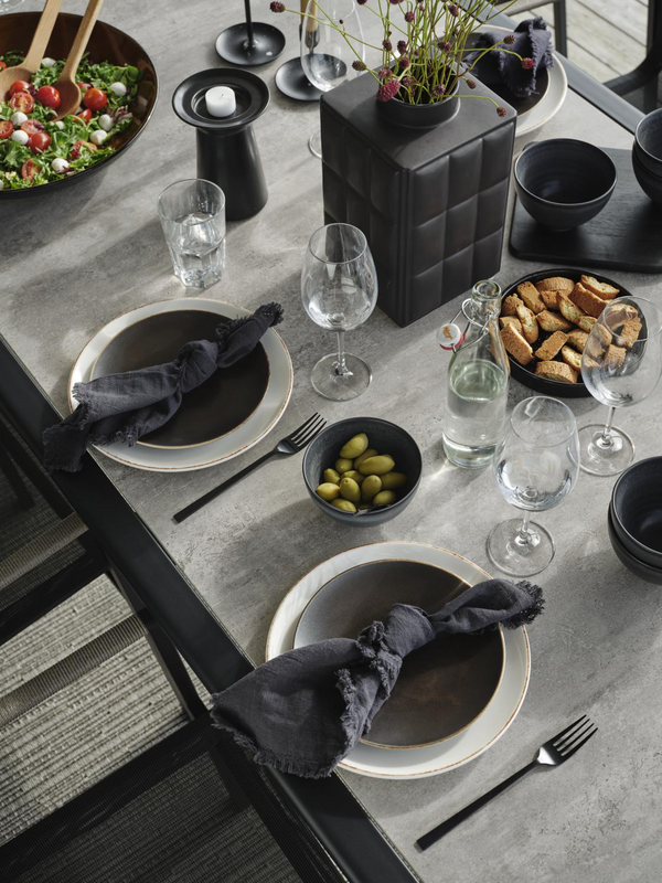 Brafab Lyra Matbord 100x220 cm med Glas