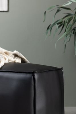 Venture Home Palermo Puff i Svart PU