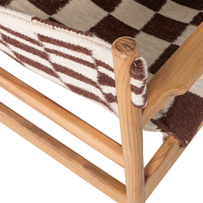 WOOOD Zano Fåtölj i Acacia med Brun Kelim Sits